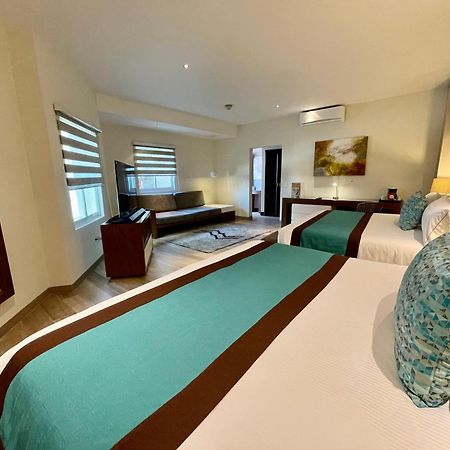Aurea Hotel And Suites Zapopan Eksteriør billede