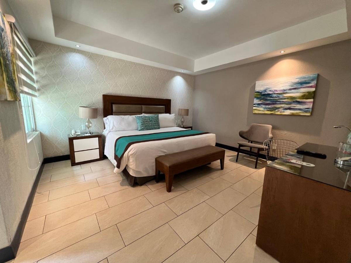 Aurea Hotel And Suites Zapopan Eksteriør billede