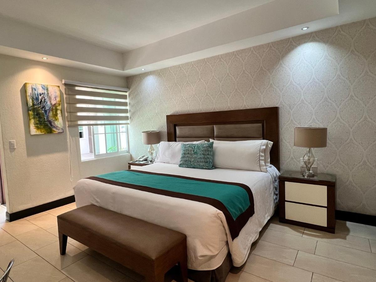 Aurea Hotel And Suites Zapopan Eksteriør billede